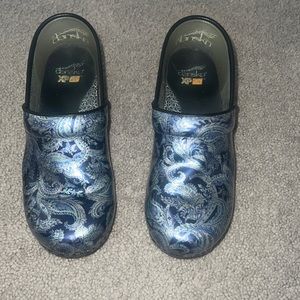 Women’s Dansko. XP 2.0. Size 38. Worn (years ago before covid in 2019).